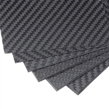 Placă compozită din fibră de carbon